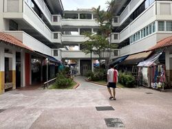 Serangoon Central Drive (D19), Retail #547801321